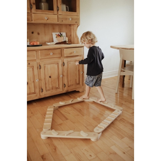 Pikler сет за баланс со дрвени чекорни камења